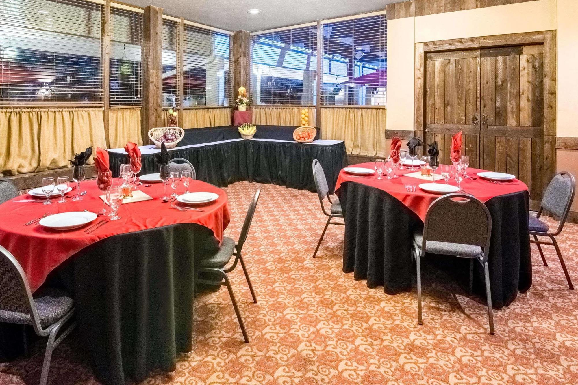 Ramada By Wyndham Denver Downtown Buitenkant foto