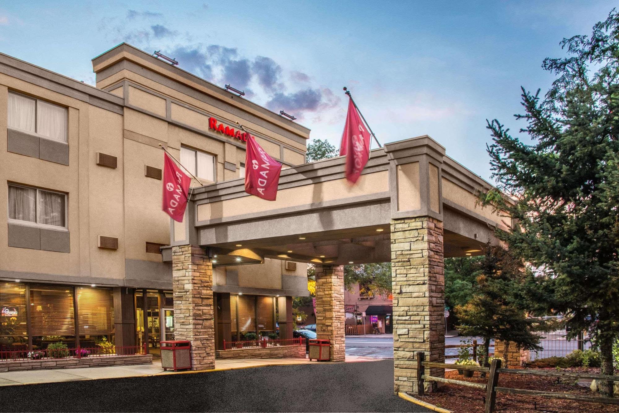 Ramada By Wyndham Denver Downtown Buitenkant foto