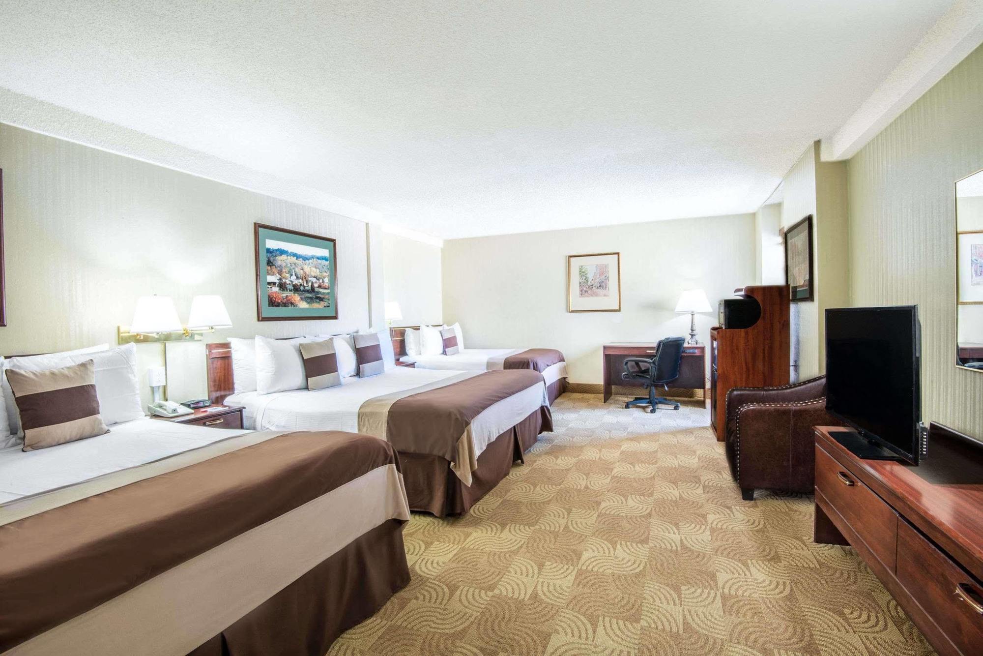 Ramada By Wyndham Denver Downtown Buitenkant foto